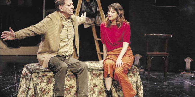 Osmar Núñez revive en escena los fantasmas de Ingmar Bergman