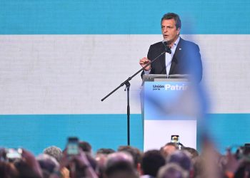 Radicales desencantados llaman a votar por Massa y critican el “giro neoliberal” del 2015