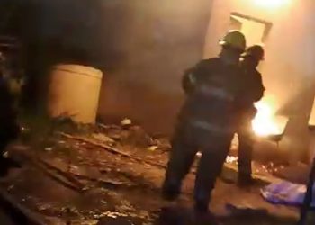 Seis detenidos por saquear e incendiar una casa en venganza por un homicidio