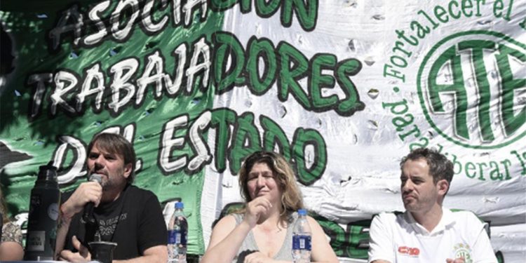 ATE advirtió sobre fuertes despidos en el Estado y llamó a iniciar paros