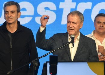 Califican de “vergonzante” el apoyo de Schiaretti y Randazzo a Javier Milei