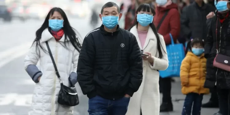 China asegura que enfermedades respiratorias “están bajo control efectivo”