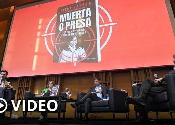 Con Kicillof en el panel, se presentó el libro “Muerta o presa” del ataque a Cristina