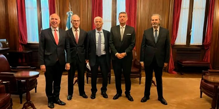 Cúneo Libarona, futuro ministro de Justicia, se reunió con integrantes de Corte