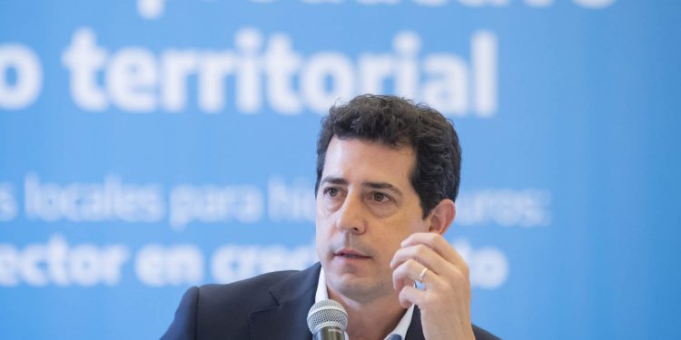 De Pedro se presentó como querellante en la causa por espionaje ilegal