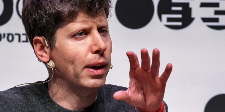 Despidieron al director ejecutivo de OpenAI, creador de ChatGPT