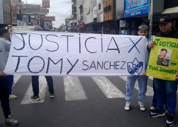 Detuvieron a un adolescente acusado del crimen de un exjugador de las juveniles de Midland