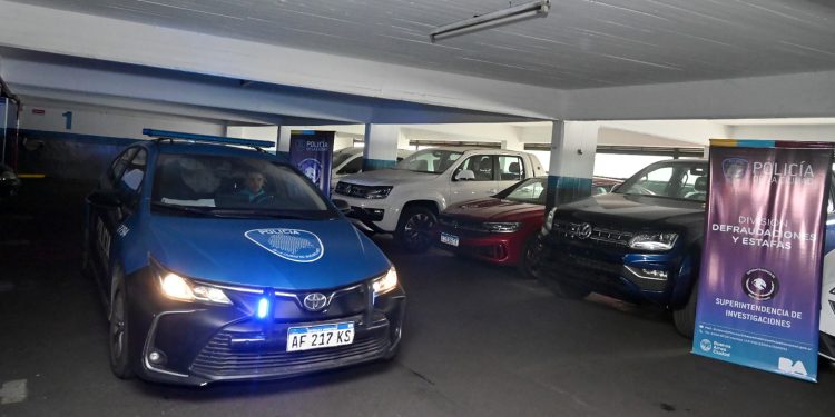 Detuvieron a una pareja por estafar a adultos mayores por teléfono