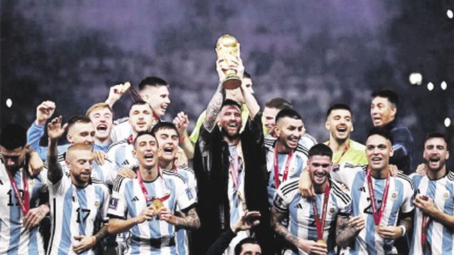 Dos films sobre el Mundial competirán el mismo día