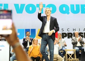 El cordobesismo cerró con Milei y Randazzo pica en punta para quedarse con la cámara de Diputados