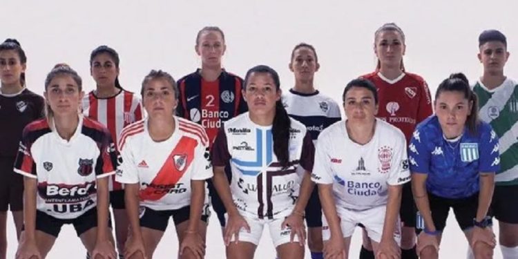 El fútbol femenino, en alerta contra las Sociedades Anónimas Deportivas