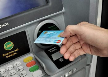 El lunes no habrá bancos por el Día del Trabajador Bancario