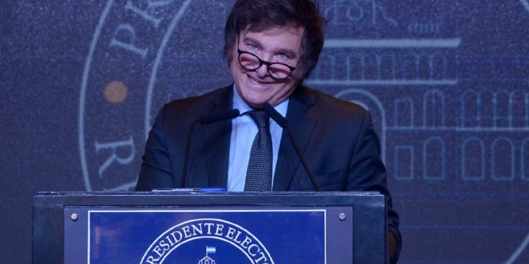 El pacto: los puestos que negocia el macrismo en el gobierno de Milei y la distancia que toman en LLA