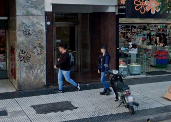 Encontraron asesinado a un peluquero en un edificio de Villa Crespo