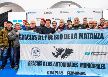 Espinoza consideró un “sueño” haber financiado un viaje de veteranos a Malvinas