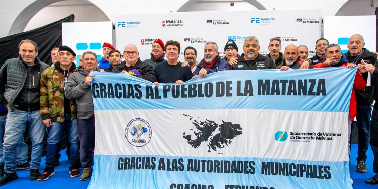 Espinoza consideró un “sueño” haber financiado un viaje de veteranos a Malvinas