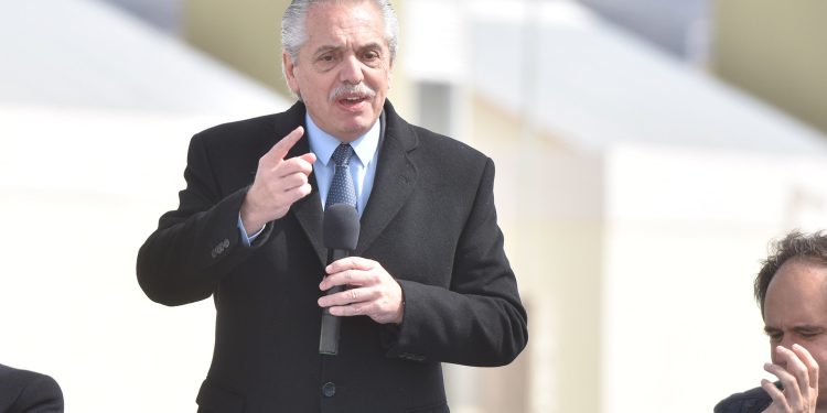 Fernández dijo que su gobierno fue uno de los períodos con “más obras públicas” ejecutadas