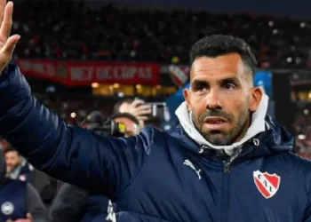 Independiente le ofreció a Carlos Tevez renovar el contrato hasta 2026