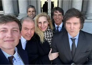 Javier Milei presidente electo EN VIVO: “Toto” Caputo se suma al Gabinete mientras continúa la incertidumbre por los aguinaldos