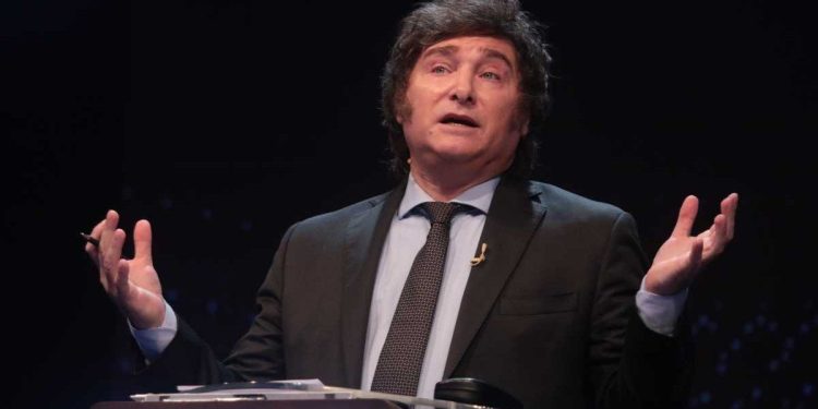 Javier Milei presidente EN VIVO: comienza gira clave en EEUU con Luis Caputo y Nicolás Posse mientras se definen los nombres del futuro Gabinete