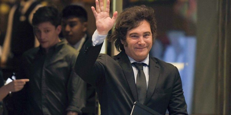 Javier Milei presidente EN VIVO: desde su entorno aseguran que aún no está confirmado que Luis Caputo será el nuevo ministro de Economía
