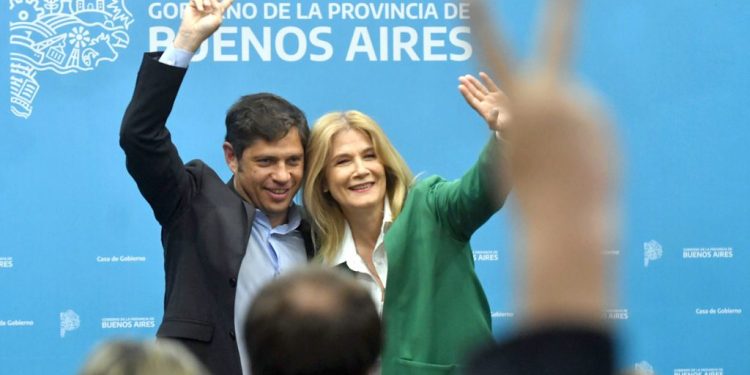 Kicillof cerró acuerdo salarial con estatales: cobrarán 25% más con el sueldo de noviembre