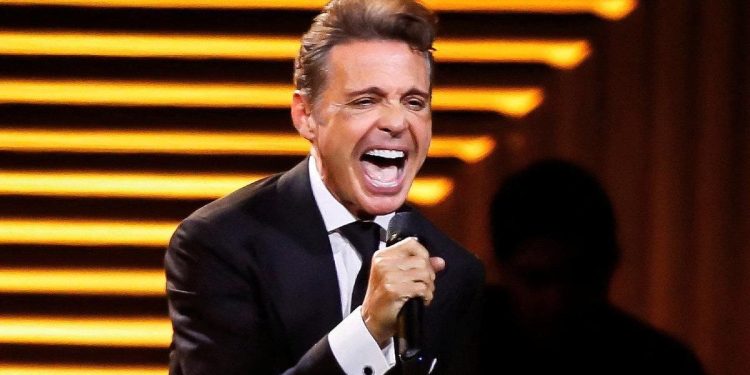La lesión de Luis Miguel en pleno show que alertó a todos los espectadores