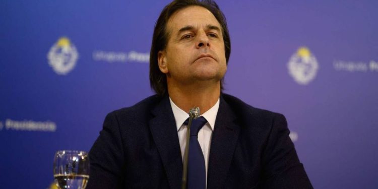 Lacalle Pou citó a dirigentes de la Coalición para definir los pasos a seguir tras el escándalo