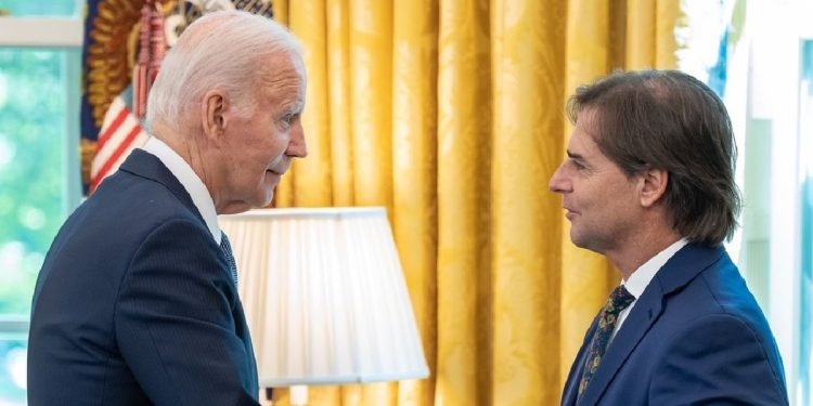 Lacalle Pou debuta en el foro regional con el que EEUU busca contrarrestar el rol de China en América