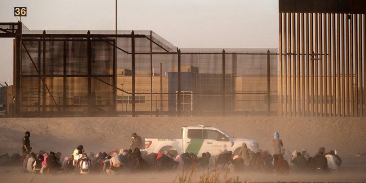 Latinoamérica discute en México cómo enfrentar el flujo migratorio a EE.UU