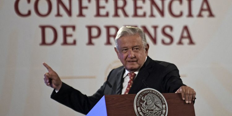 López Obrador insiste en que la Guardia Nacional integre las FFAA