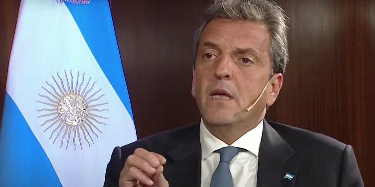 Massa anunció un millón de créditos hipotecarios en 2024 si es elegido presidente
