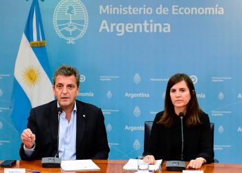 Massa y Raverta anunciaron la prórroga por dos años de la jubilación anticipada