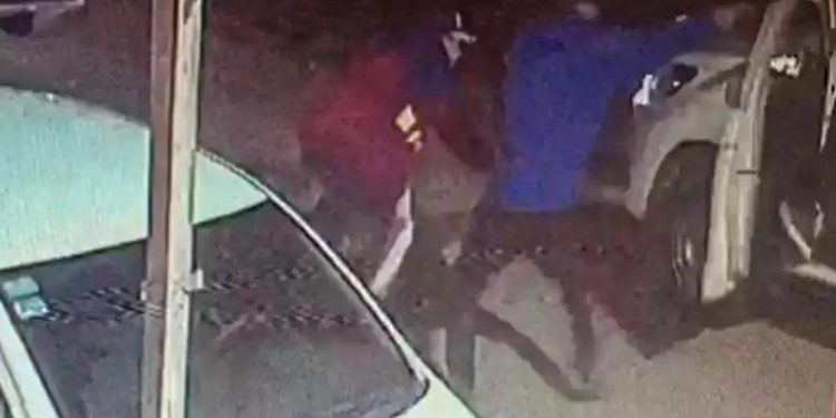 Mataron de un balazo a un policía cuando iba a comprar una pizza en Ezeiza