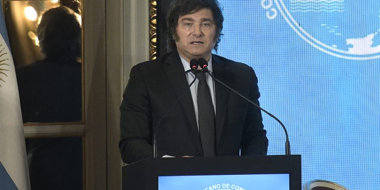 Milei definió su Gabinete y dijo que va a “liberar todos los precios que pueda”