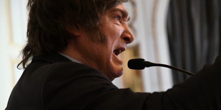 Milei insistió en que “no pactó con la casta” y afirmó que “el gobierno de Macri fracasó”