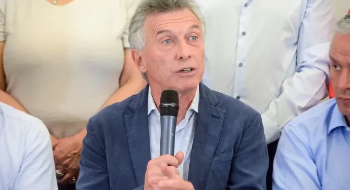 Pidieron la prohibición de salida del país de Mauricio Macri en 7 causas judiciales