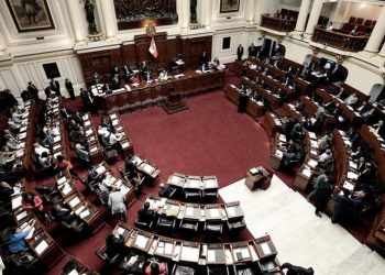 Renunció el ministro del Interior de Perú tras aprobarse una moción en su contra