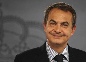 Rodríguez Zapatero respaldó a Massa: “Un país no es una empresa, es una patria con justicia”