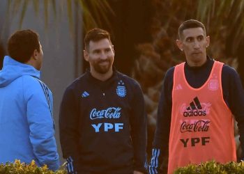 Scaloni prepara cambios para enfrentar a Brasil y Di María vuelve a ser titular