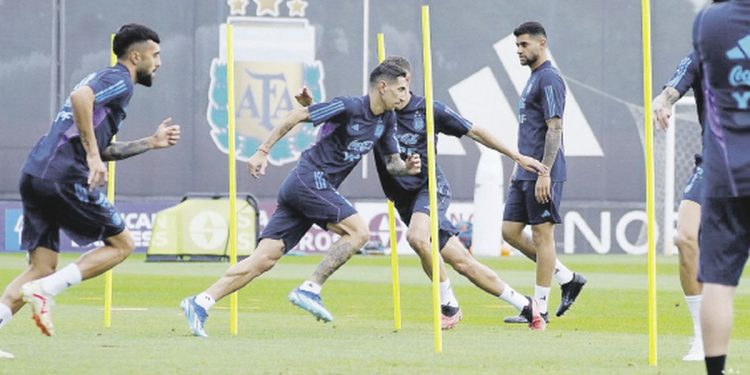 Selección busca sostener invicto frente a Uruguay