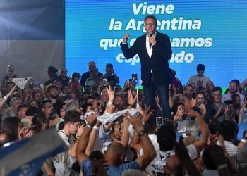 “Tenemos la enorme responsabilidad de dar vuelta la página y llamar a la unidad nacional”