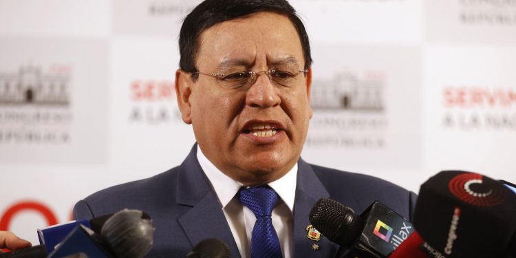 Tensión en Perú por una posible “toma” de la Justicia y los organismos electorales