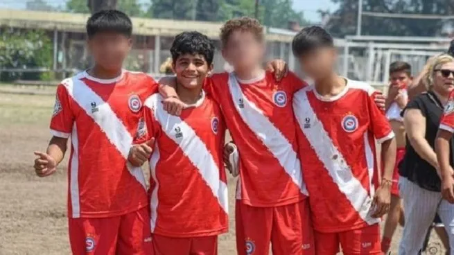 Un chico de 14 años falleció mientras jugaba en una filial de Argentinos Juniors
