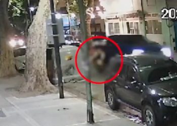 Arrastró a su novia con una camioneta en Flores y quedó preso por tentativa de femicidio