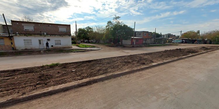 Balearon el frente de una comisaría de Rosario y dejaron una amenaza para un preso