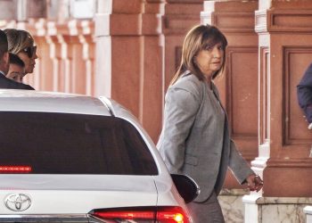 Bullrich pidió “volver a la normalidad” y no manifestarse el 20 de diciembre