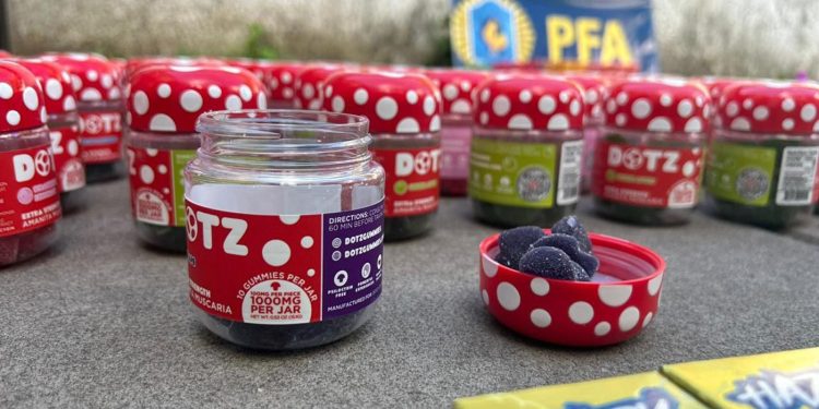 Cayó una banda que vendía “gomitas” con THC a través de las redes sociales