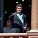 Con reuniones de gabinete diarias, Milei prepara medidas y convoca a los gobernadores