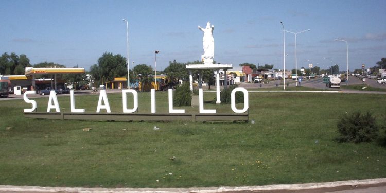 Delincuentes asaltan a empleado de una distribuidora y lo llevaron cautivo